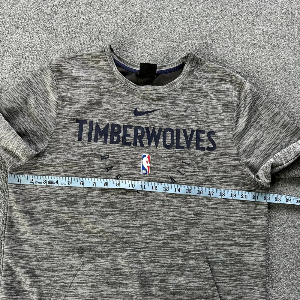 Minnesota‎ Timberwolves Sweatshirt Mens Medium Gray NBA Basketball Nike Dri-FIT